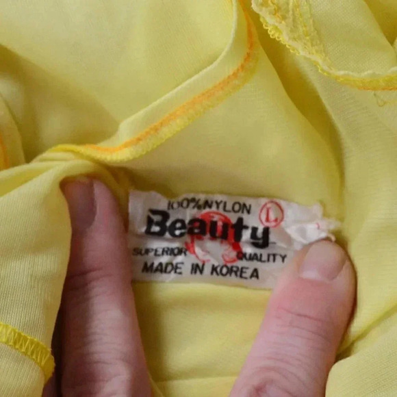 Vtg  Nightgown - Picture 9 of 10